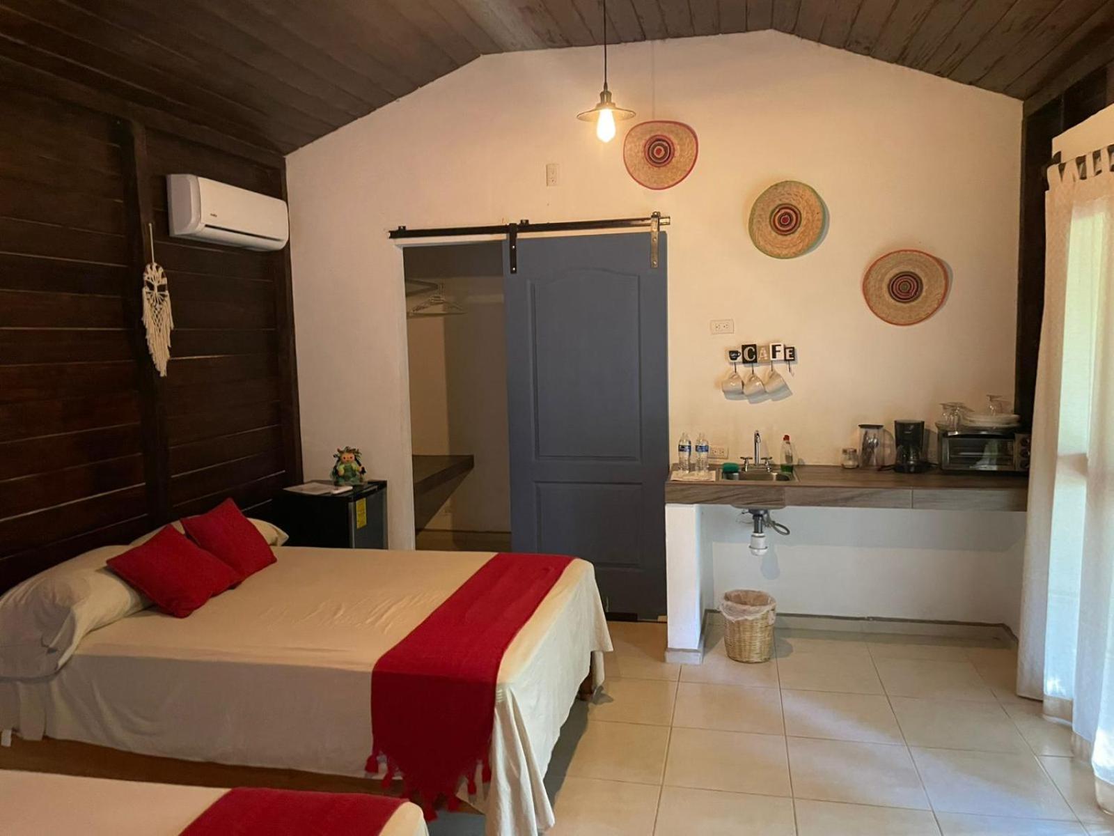 Hotel Quiloma Ranch Паленке Экстерьер фото